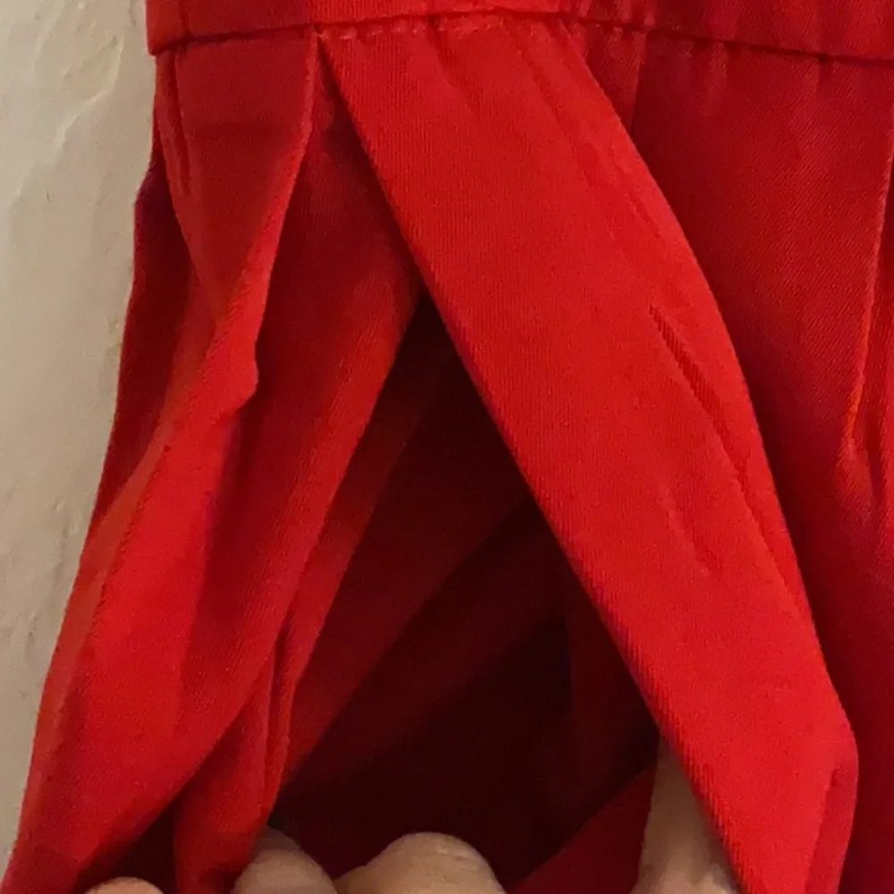 Sale! Chouyatou Pleated Mini Skirt w/Button Detail, Size XS, Red - Picture 5 of 6